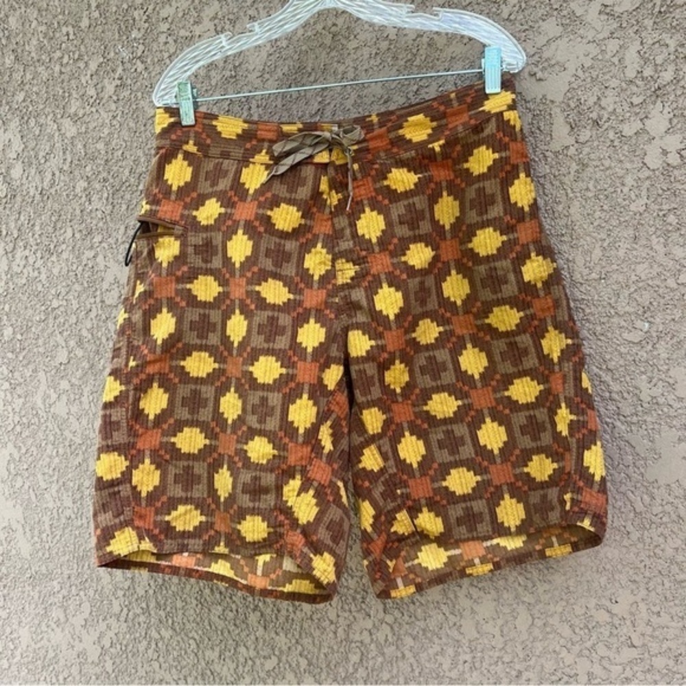 Patagonia Wavefarer Board Short Pants Men's Size 32‎